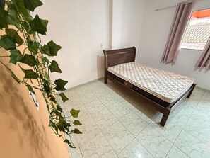 1 Schlafzimmer, Bügeleisen/Bügelbrett, WLAN
