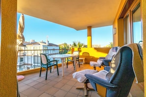 Property grounds - Punta Prima Beach Apartment Kenya (Punta Prima)