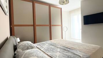 Luxury Apartment, Sea View | 1 bedroom, individually furnished, free WiFi