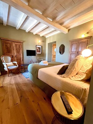 Chjarezza | Peralatan tempat tidur premium, gebar bulu kapas, busa memori 