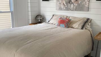 2 slaapkamers, een strijkplank/strijkijzer, wifi, beddengoed