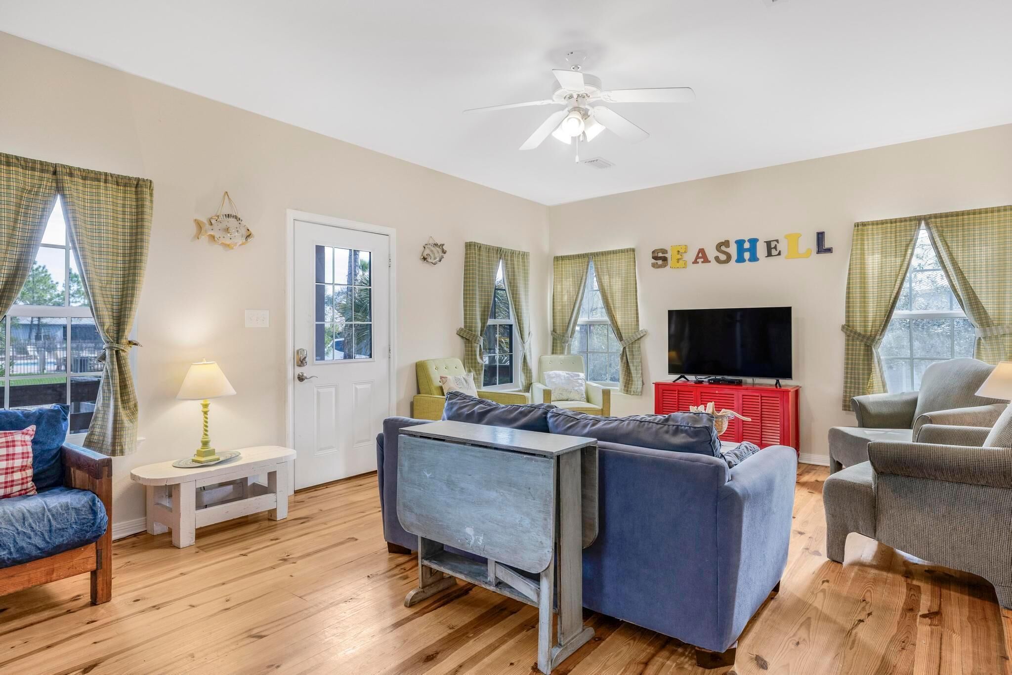 House, Multiple Beds (The Rookery 1302) | Living area