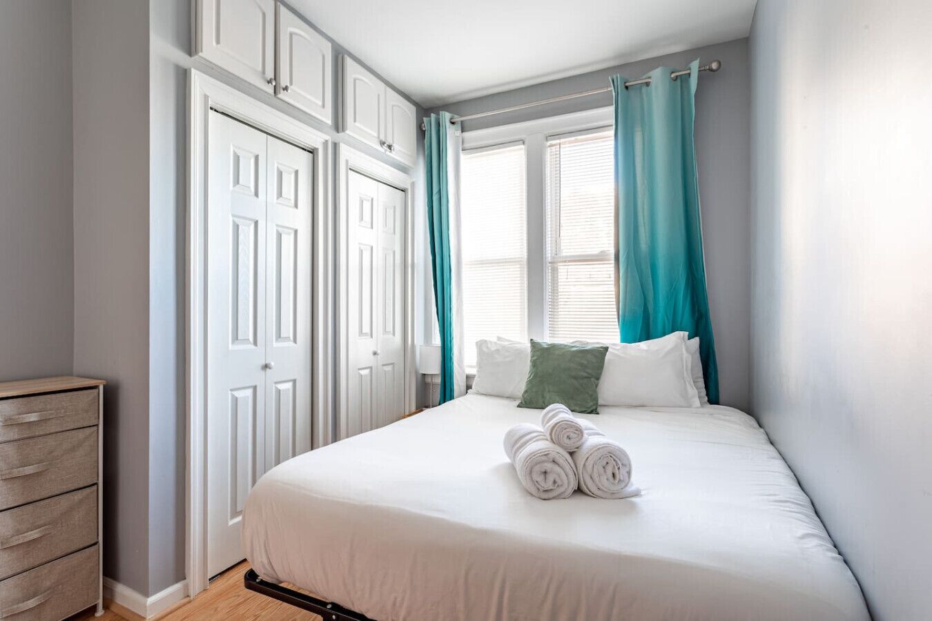 2 多间卧室、免费 WiFi