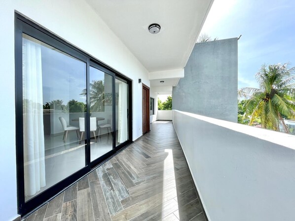 Terrace/patio - Residencial Beligue Zoraida- 2 Bedroom Apt in beautiful Laguna Salada w WiFi, AC (Laguna Salada)