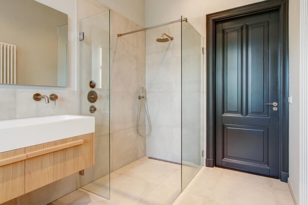 Towels, toilet paper