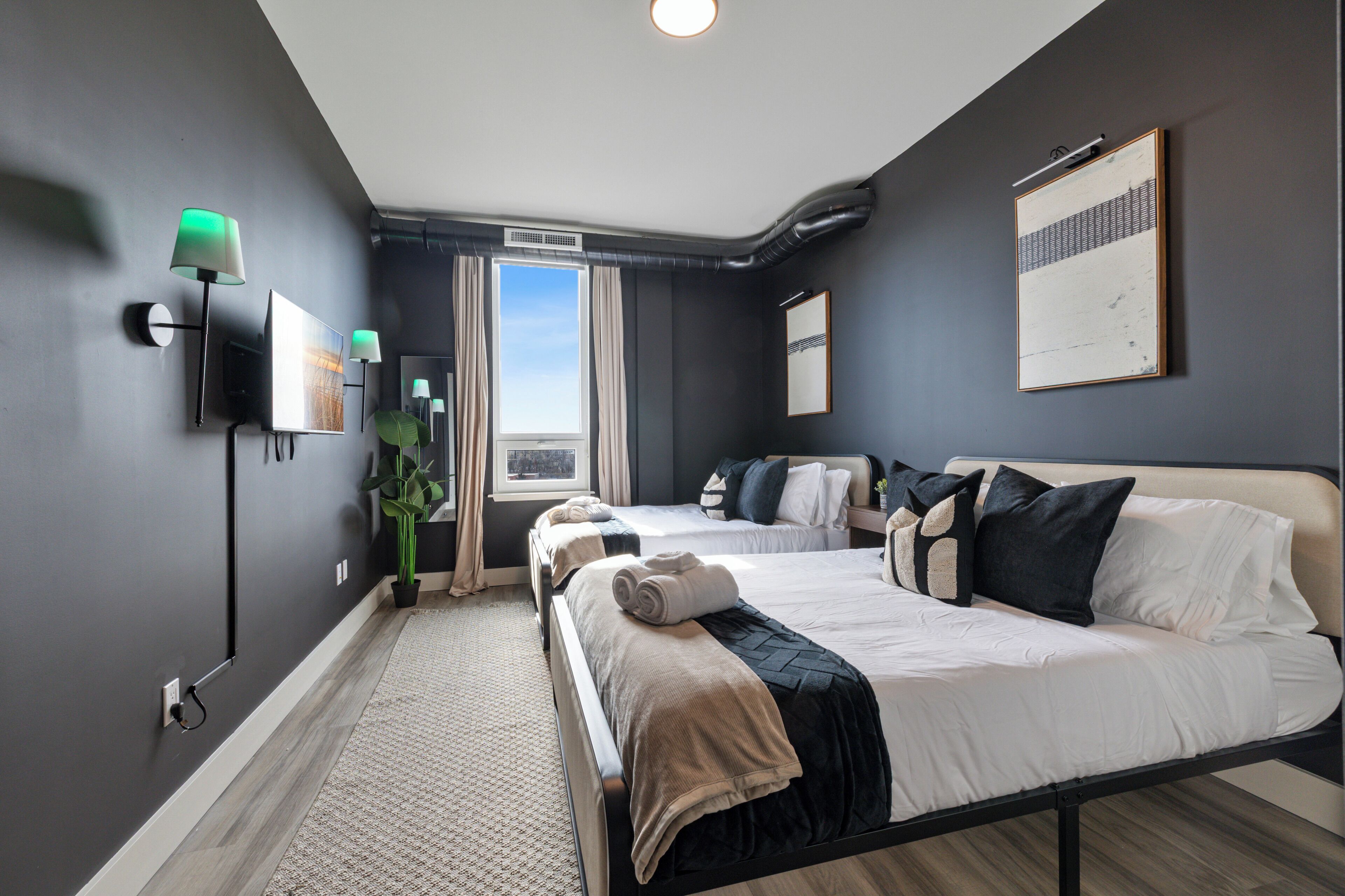 2 chambres, fer et planche à repasser, lit parapluie, Wi-Fi gratuit