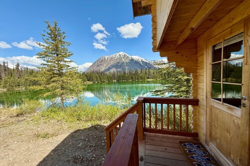 Trout & Grayling Paired Lakefront Cabins, Lakefront Twin Cabins