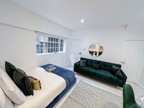 Iron/ironing board, travel cot, free WiFi, bed sheets
