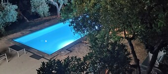 "BORGO RAGNITILL" AMAZING HOLIDAY HOME, 15 GUESTS, LANCIANO (CH)