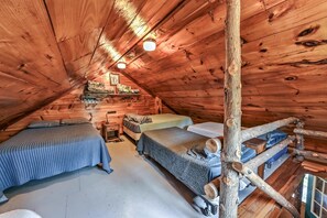 4 室のベッドルーム、WiFi、ベッドシーツ