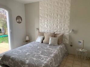 4 camere, Wi-Fi gratuito