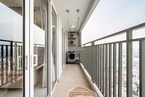 Apartment, City View | City view