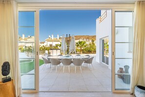 Outdoor dining - BEAUTIFUL DETACHED HOUSE IN PUNTA RASCA IN THE HEART OF PALM MAR (Palm-Mar)