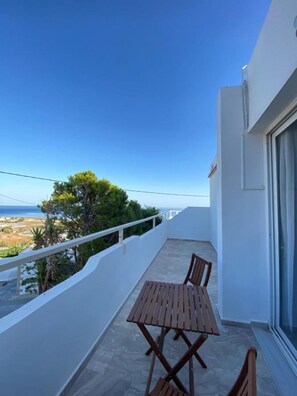 Apartment | Terrace/patio - Avra Sfakia 3 Guests Apartment (Sfakia)
