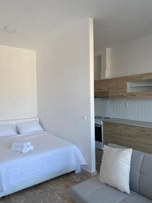 Apartment | 1 bedroom, iron/ironing board, free WiFi, bed sheets - Avra Sfakia 3 Guests Apartment (Sfakia)