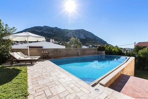 Familjevilla - havsutsikt | Privat pool