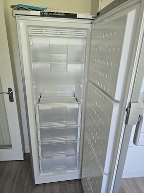 Interior - Tranquil&Beautiful surroundings,situated in the country 20mins seaside,dark sky (Pinwherry)