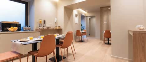 Petit déjeuner continental compris tous les jours