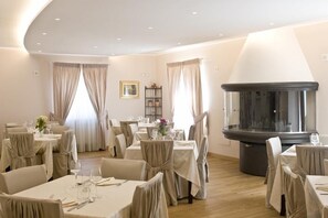 Restaurant - Relax cottage  (Valtopina)