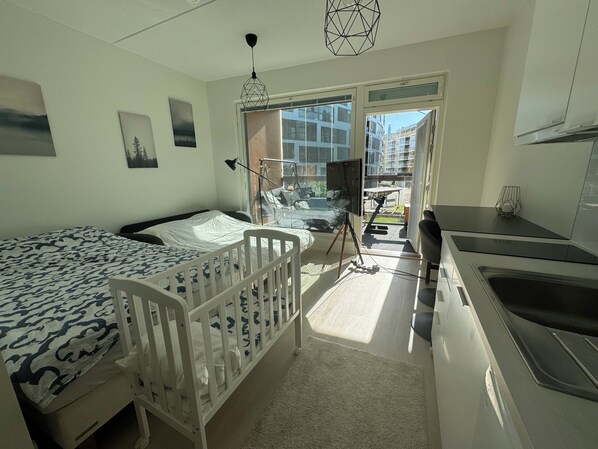 1 soverom, strykejern/-brett, wi-fi og sengetøy