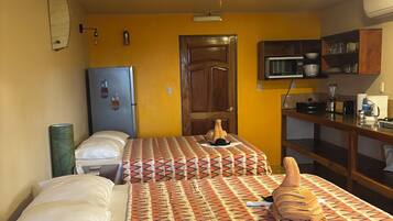 1 bedroom, WiFi, bed sheets, wheelchair access