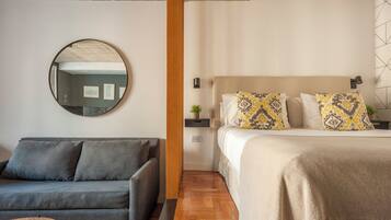 1 habitación, escritorio, tabla de planchar con plancha y wifi gratis