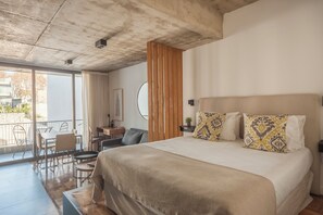 Deluxe Apartment, Balcony, Pool View