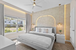 4 bedrooms, iron/ironing board, WiFi, bed sheets
