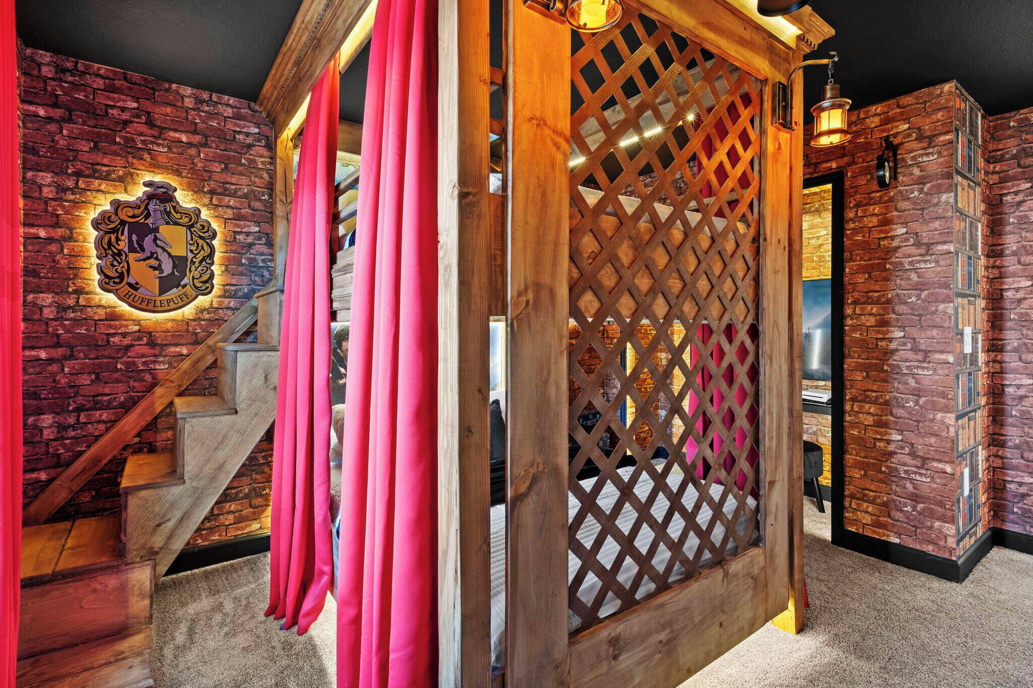 4 chambres, lit parapluie, Wi-Fi, draps fournis