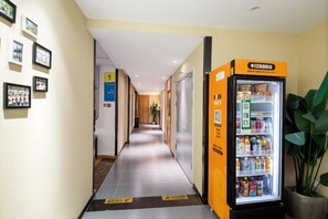 Interior - Yijia 365 Hotel Chain (Shijiazhuang Provincial Museum Yuhua Road Branch) (Shijiazhuang)