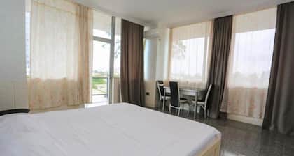 Charming bed & breakfast in fabulous Batumi with WiFi, AC