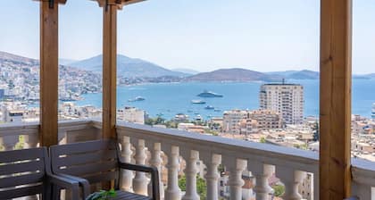 Penthouse Condo in Sarandë with views