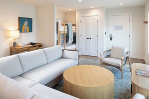 Deluxe Suite, 2 Bedrooms, Ocean View | Premium bedding, pillow-top beds, blackout curtains, soundproofing - Oceaneer (Carolina Beach)