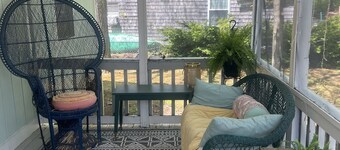 Charming, modern 2-bedroom home steps from public beach on Kennebunk Pond.