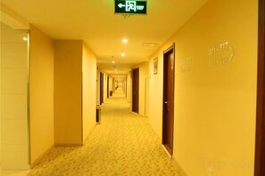 Unclassified image, 3 of 17, button - Hammerhams Hotel Shanghai (Songjiang University Town) (Shanghai)