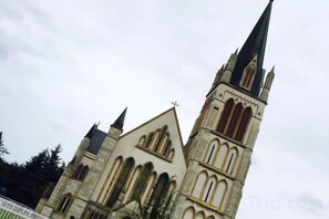 Point of interest - Hammerhams Hotel Shanghai (Songjiang University Town) (Shanghai)