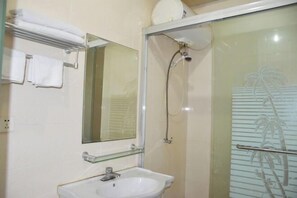 Bathroom - Mingxing Hotel (Shanghai)