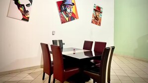 Dining - San Quintín Casa Skov (San Quintín)