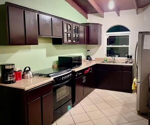 Mikrowelle, Ofen, Herdplatte