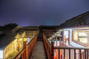 숙박 시설 구내