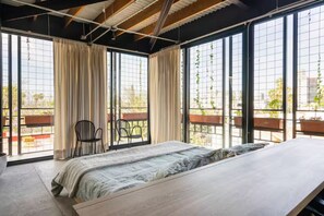 1 slaapkamer, een strijkplank/strijkijzer, wifi, beddengoed