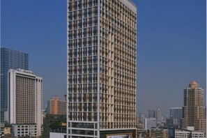 Unclassified image, 2 of 35, button - Jinyuan Projection Apartment (Beijing Road Pedestrian Street Store) (Guangzhou)