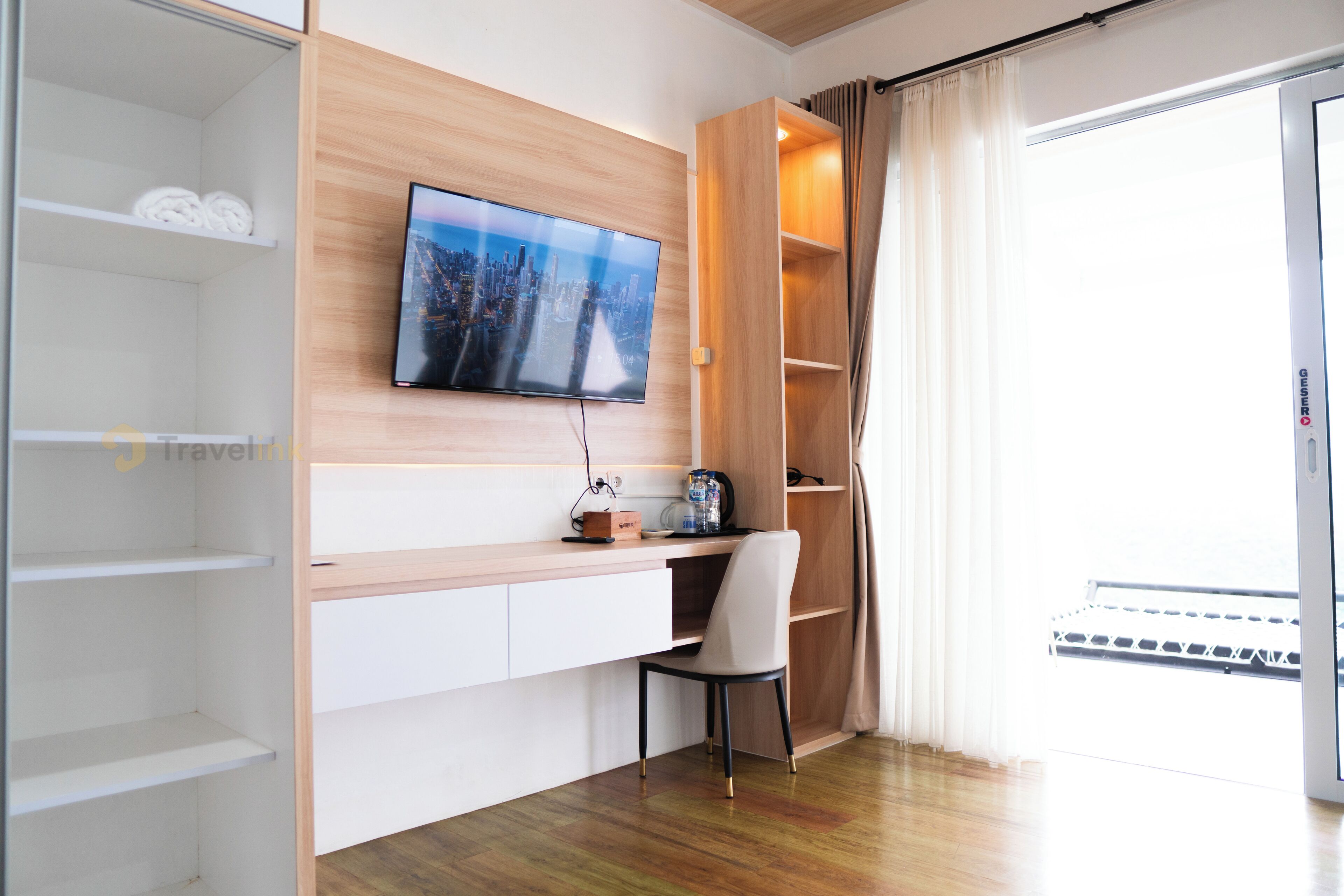 雙人房, 露台, 山谷景 | 書桌、手提電腦工作空間、隔音、熨斗/熨衫板