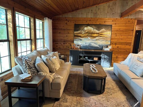 The Columbia Cabin Escape