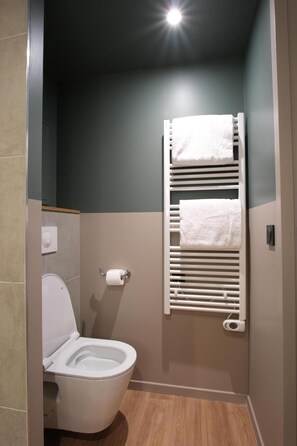 Shower - Wifi, 10m from ski slopes, swimming pool, sauna, tv, 27m², Les 2 Alpes (Les Deux Alpes)