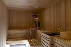 Sauna - Wifi, 10m from ski slopes, swimming pool, sauna, tv, 27m², Les 2 Alpes (Les Deux Alpes)