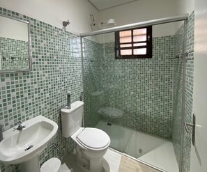 Classic Double Room, Garden View | Bathroom | Towels, toilet paper - Pousada Panorama Cipo  (Santana do Riacho)