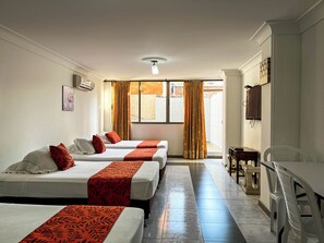 Literie hypoallergénique, coffres-forts dans les chambres