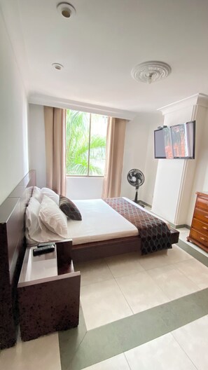 Standard Studio Suite | Hypo-allergenic bedding, in-room safe, iron/ironing board, free WiFi - GRAN HOTEL CALI (Cali)