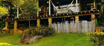 Cozy Eco House in the middle of the Atlantic Forest of Florianópolis